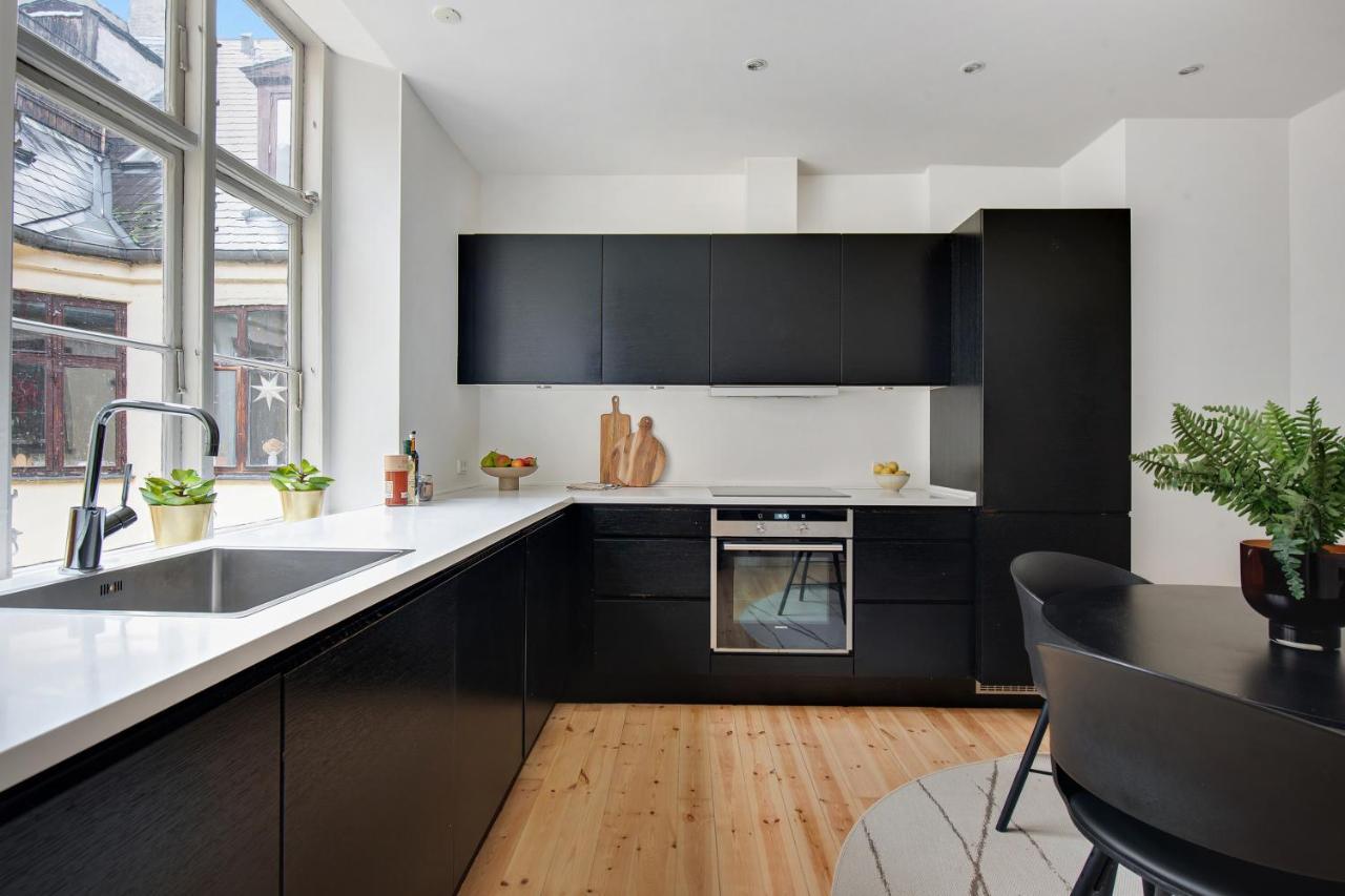 Sanders Square - Spacious Six-Bedroom Apartment Near Amalienborg Kopenhaga Zewnętrze zdjęcie