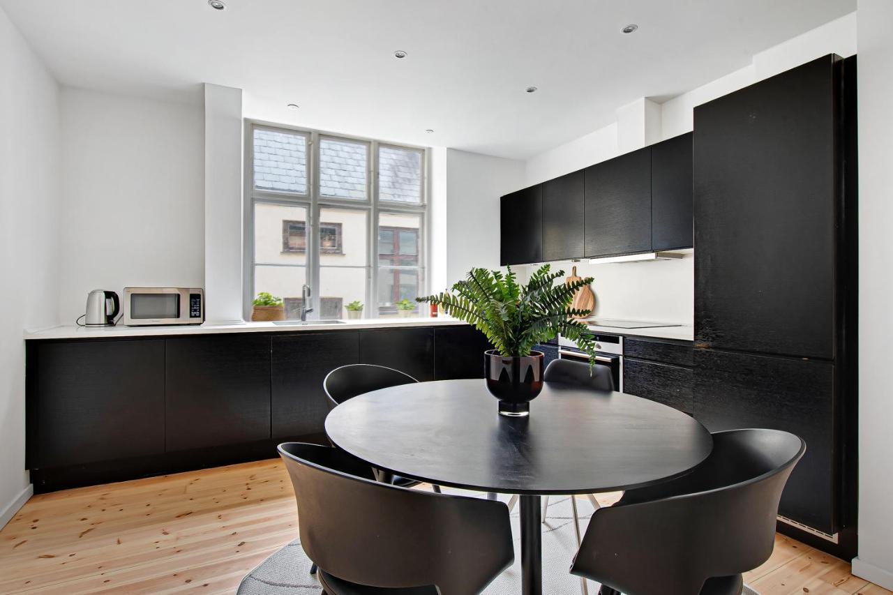 Sanders Square - Spacious Six-Bedroom Apartment Near Amalienborg Kopenhaga Zewnętrze zdjęcie