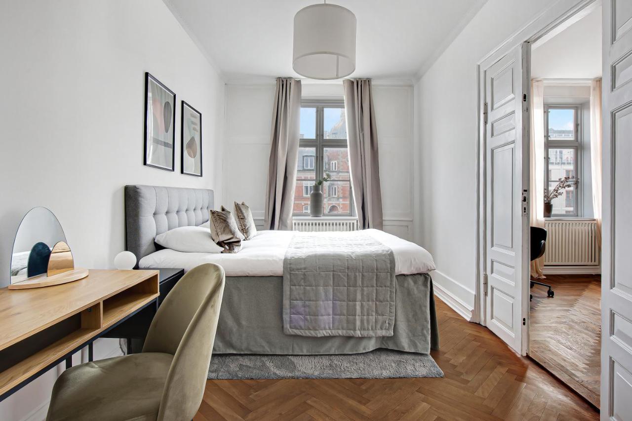 Sanders Square - Spacious Six-Bedroom Apartment Near Amalienborg Kopenhaga Zewnętrze zdjęcie